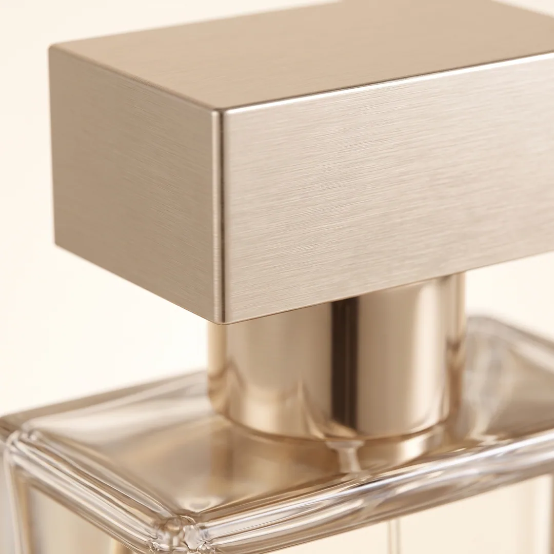 Macro of the brushed champagne metal cap